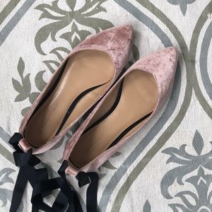 Banana Republic Pink Velvet Flats size 8.5